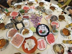 -小天鹅火锅·一线江景洪鼎旗舰店(洪崖洞店)