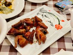 红烧妙龄乳鸽-顺悦酒家(嘉信城市广场店)