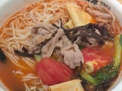 -蒙自源米线大王(东站店)