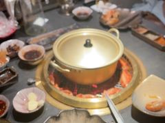 -铭牛烧肉·和牛海鲜自助(高新月牙湖店)