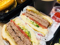 -The Habit Burger Grill 哈比特汉堡(爱琴海店)