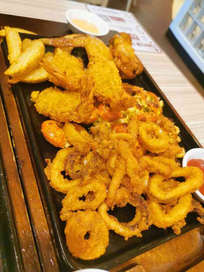 必胜客(东坝金隅嘉品mall店)-"人生第一口的披萨…不管过多久,吃过