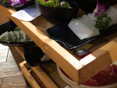 -三人行骨头王火锅(长寿店)