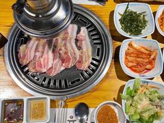 -唯成•韩国炭火烤肉 유성고기