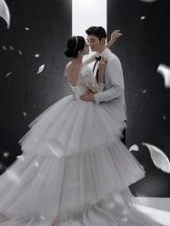 -雨墨婚纱摄影工作室