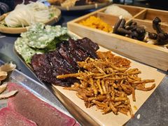 -由衷贵州酸汤牛肉火锅(新桥店)