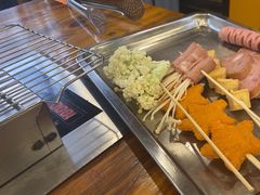 -哈尔滨小酒馆·鲜肉现穿自助烧烤(康新花园店)
