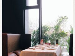 靠窗位-胤千宴.原胤千烤鸭.升级(瘦西湖店)