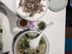 -江城小馆陕南妈妈菜·全球旅行餐厅(钟楼店)