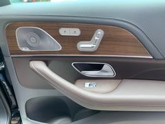 -上海星瀚奔驰4S店(红柳路店)