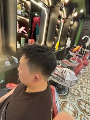 -豪帅男士理容馆