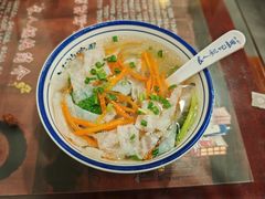 -长人馄饨铺(解放街店)