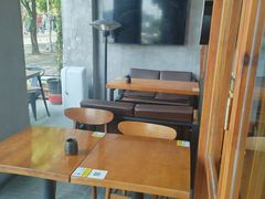 -8PINTS八品脱·日料·烧鸟·精酿小酒馆(莘庄店)
