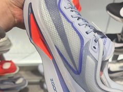 -NIKE(Osaka)
