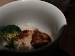 -穹六人间 people 6(岳阳路店)