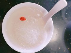 白糖藕粉儿-花鲢鱼头火锅(春城东路店)