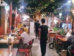 大堂-·缸桶屋·韩式牛肋条自助烤肉(西湖D11店)