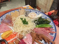 -周小明火锅(黑金冠社区店)