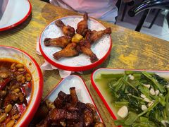 -老闵田螺馆·南昌特色小炒(梦时代店)