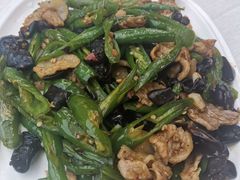 农家小炒肉-美人鱼悬崖海景餐厅(鹿嘴山庄店)