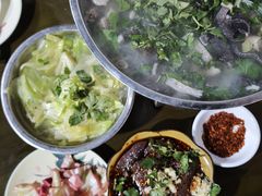 血旺-小杨翘脚牛肉