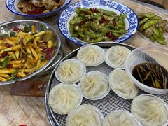 -江城燕子大排档(江汉路步行街店)