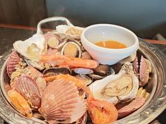 -五谷丰登农家院·地道胶东菜·海鲜烧烤(威海店)