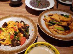 -耶里夏丽·丝路国际新疆菜·清真食品(徐汇南丹东路臻选店)