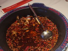 -何师傅美蛙鱼头(汉街店)
