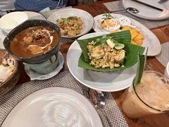 -Phensiri Thai Restaurant