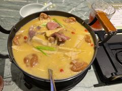 -披云云小馆·味道江湖(姚家园万象汇店)