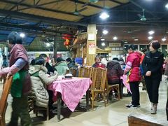 -荷香居(洞企石路店)
