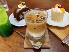 海盐焦糖冰拿铁-素咫咖啡CLIFEROSE