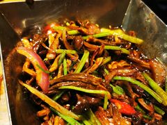 铁板茶树菇牛柳-弄堂里·寻味杭州(湖滨银泰in77C区店)