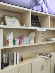 -Coo Hair salon