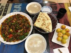 锡味辣子小公鸡-萨宁音登锡伯风味餐厅(一楼店)