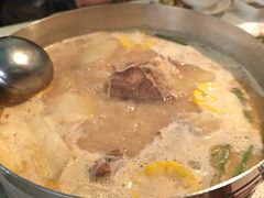 -肥仔文澳门猪骨煲(南京西路店)