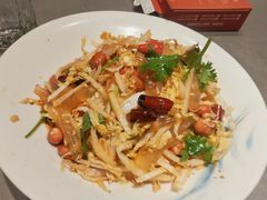 -东口码头·烧鸽子·鱼头泡饼·地方菜(金鹰悦城店)