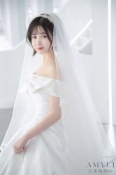 -艾米丽婚纱礼服