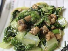 -宾朋海鲜饭庄(兴海路店)