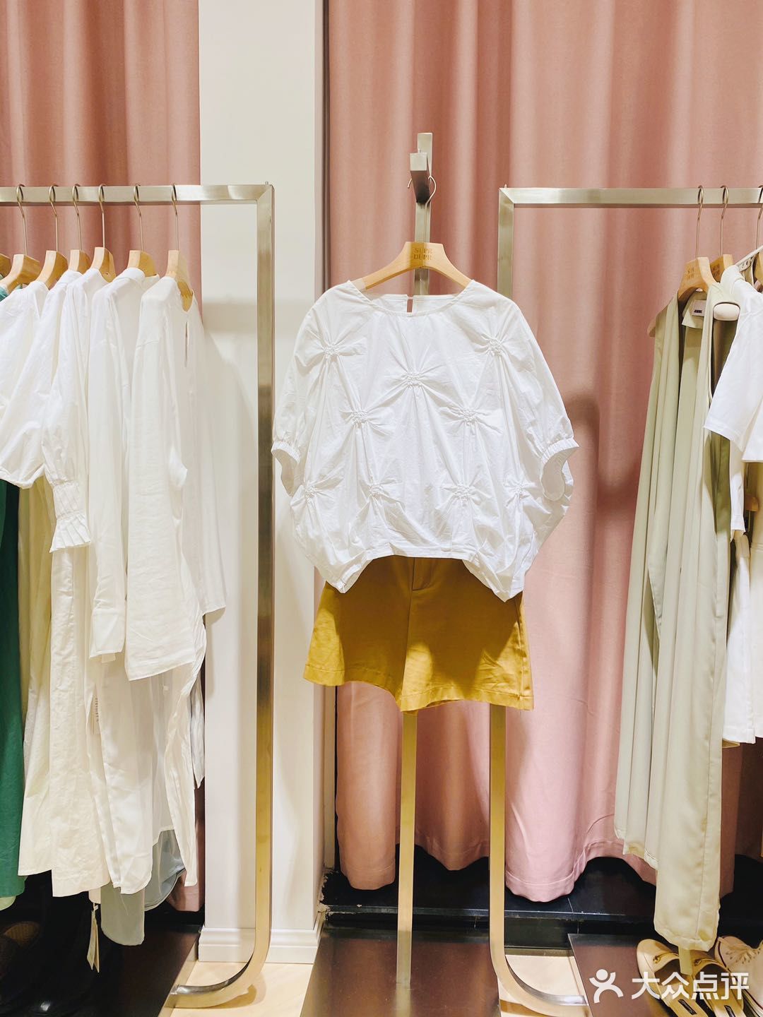 写字楼里的日韩原单店 佩服老板的好品味