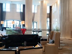 -天津京基皇冠假日酒店