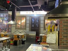 大堂-马路牙子地桌烤肉(工体店)