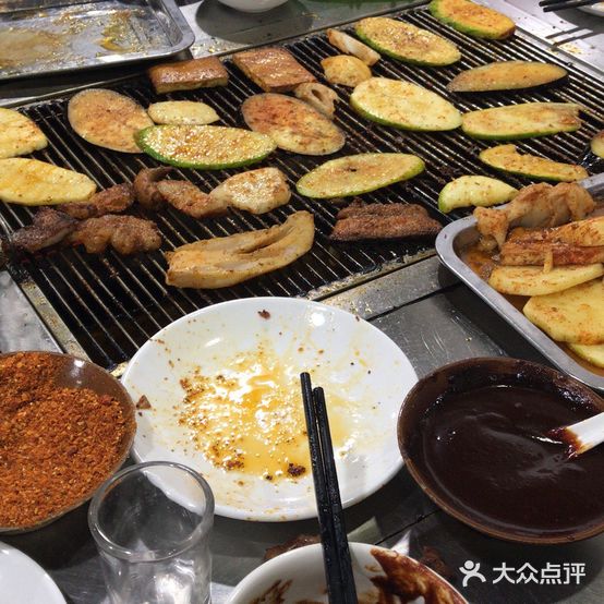 唐氏砣砣烤肉(荣兴街总店)