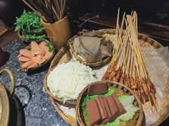 黄喉-欧阳小姐在成都(鼓楼店)