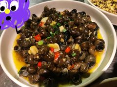 -龙巢盱眙龙虾·牛蛙·烧烤宵夜(八卦岭店)