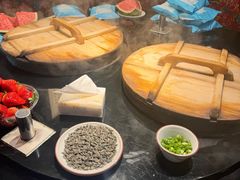 -鱼窝棚柴火铁锅炖(富山屯店)