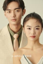 -雪中彩影婚纱摄影·微光艺术中心