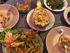 -Pakwan Restaurant & Bar