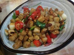 -钟掌勺忘不了地道湘菜(新天地假日广场店)